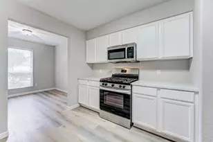 8038 Narrow Brook Way, Houston, TX 77016 - Photo 14