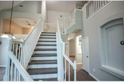 10407 Redwood Drive, Baytown, TX 77523 - Photo 4