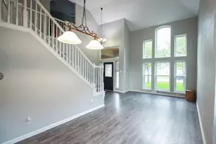 10407 Redwood Dr, Baytown, TX 77523 - Photo 8