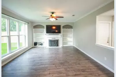 10407 Redwood Drive, Baytown, TX 77523 - Photo 10