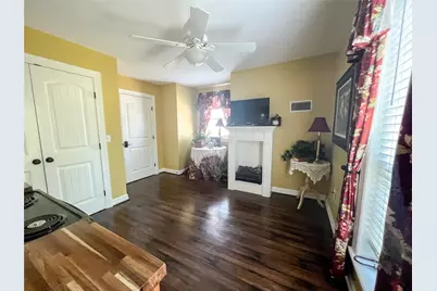 9500 Mayfield Avenue #F, Shiro, TX 77876 - Photo 6