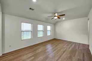 1710 Campos Ct, Conroe, TX 77301 - Photo 4
