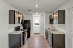 1710 Campos Ct, Conroe, TX 77301 - Photo 10