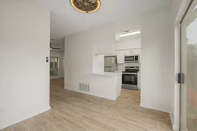 12500 Brookglade Circle #179, Houston, TX 77099 - Photo 8