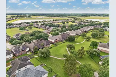 2214 Wembley Way, Rosenberg, TX 77471 - Photo 34