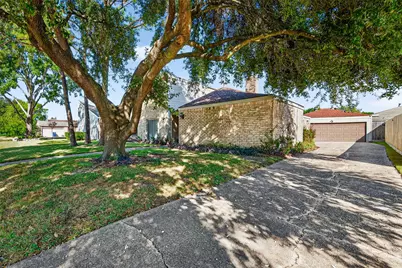 7211 Las Brisas Dr, Houston, TX 77083 - Photo 4