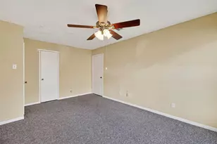 7211 Las Brisas Dr, Houston, TX 77083 - Photo 34