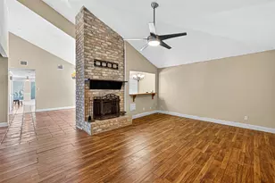 7211 Las Brisas Dr, Houston, TX 77083 - Photo 10