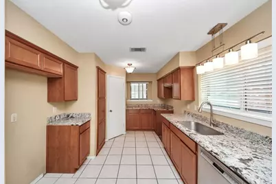 18907 Oak Bower Drive, Humble, TX 77346 - Photo 6