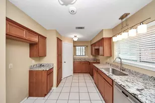 18907 Oak Bower Dr, Humble, TX 77346 - Photo 6