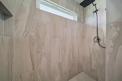 415 Narcissus Road, Clear Lake Shores, TX 77565 - Photo 20