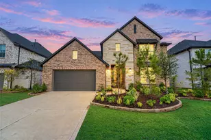 28033 Pebble Park Dr, Spring, TX 77386 - Photo 2