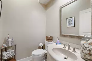 326 S Silvershire Cir, The Woodlands, TX 77381 - Photo 42