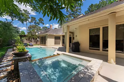 326 S Silvershire Circle, The Woodlands, TX 77381 - Photo 4