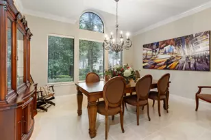 326 S Silvershire Cir, The Woodlands, TX 77381 - Photo 14