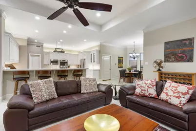 326 S Silvershire Circle, The Woodlands, TX 77381 - Photo 20