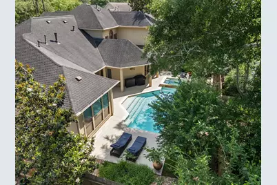 326 S Silvershire Circle, The Woodlands, TX 77381 - Photo 2