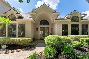 326 S Silvershire Cir, The Woodlands, TX 77381 - Photo 1