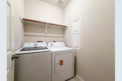 3041 Boxwood Springs Lane, Dickinson, TX 77539 - Photo 14