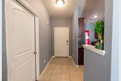 10814 Spring Brook Pass Drive, Humble, TX 77396 - Photo 8