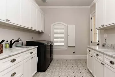 71 N Lamerie Way, The Woodlands, TX 77382 - Photo 20