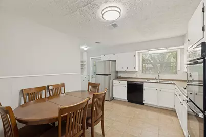 6846 Leader Street, Houston, TX 77074 - Photo 10