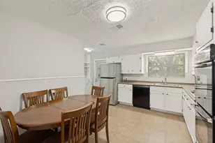 6846 Leader St, Houston, TX 77074 - Photo 10