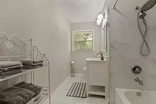 6846 Leader St, Houston, TX 77074 - Photo 14