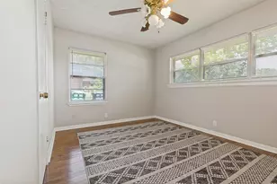 6846 Leader St, Houston, TX 77074 - Photo 12