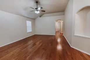 11818 Canyon Falls Dr, Tomball, TX 77375 - Photo 4