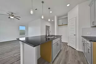 1824 Rory Christine Dr, Rosharon, TX 77583 - Photo 10