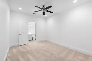 5209 Schuler St, Houston, TX 77007 - Photo 4