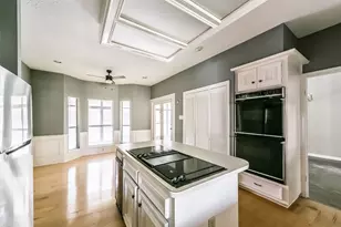 210 Mill Trail Dr, Sugar Land, TX 77498 - Photo 10