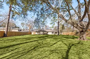 816 Glen Hollow Dr, Conroe, TX 77385 - Photo 8