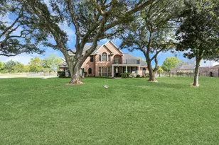 3903 Indian Point, Missouri City, TX 77459 - Photo 4