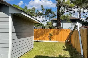 9415 Westacre Pl, Houston, TX 77083 - Photo 30