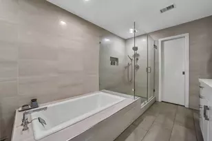 5626 Hummingbird St, Houston, TX 77096 - Photo 20