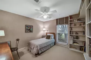 5626 Hummingbird St, Houston, TX 77096 - Photo 24