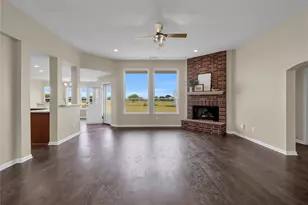 11004 Mlcak Rd, Sealy, TX 77474 - Photo 8