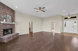 11004 Mlcak Rd, Sealy, TX 77474 - Photo 10