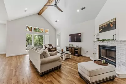 1316 River Oaks Drive, Huntsville, TX 77340 - Photo 8