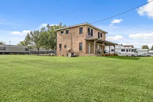 4612 17th St, Bacliff, TX 77518 - Photo 18