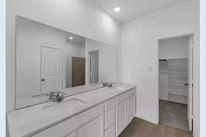 12 Robin Court, Angleton, TX 77515 - Photo 14