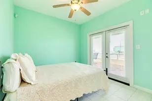 23008 Verano Dr, Galveston, TX 77554 - Photo 10