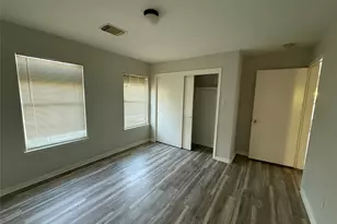 742 27th St, San Leon, TX 77539 - Photo 14