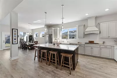 10027 Golden Woods Drive, Missouri City, TX 77459 - Photo 6