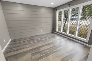 302 Shadow Creek Dr, El Lago, TX 77586 - Photo 8