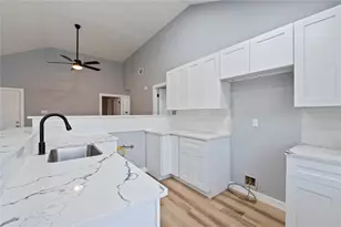 11551 Gullwood Dr, Houston, TX 77089 - Photo 6