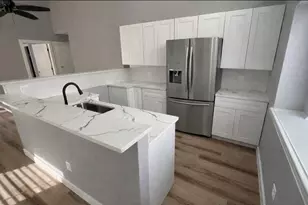 11551 Gullwood Dr, Houston, TX 77089 - Photo 2