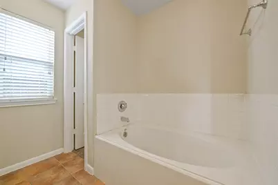 14902 Aberdeen Meadow Lane, Houston, TX 77053 - Photo 16